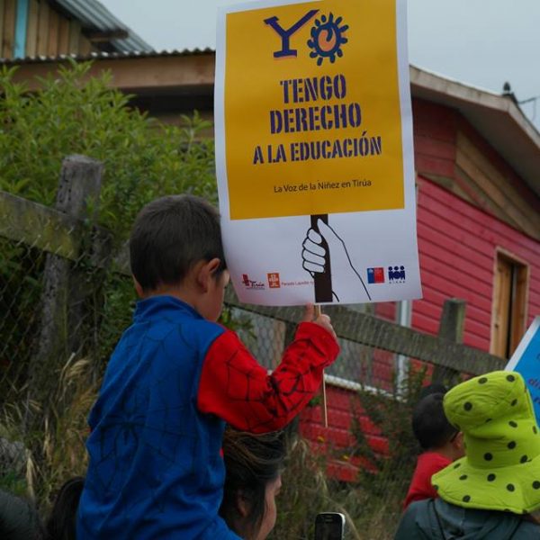 Carnaval por la infancia llenó de colores las calles de Tirúa