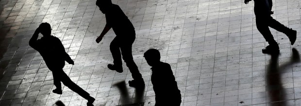 Maltrato físico y psicológico como denominador común: Uno de cada dos hogares en Chile utiliza la violencia en la crianza